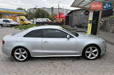 Купе Audi A5 2011 в 
