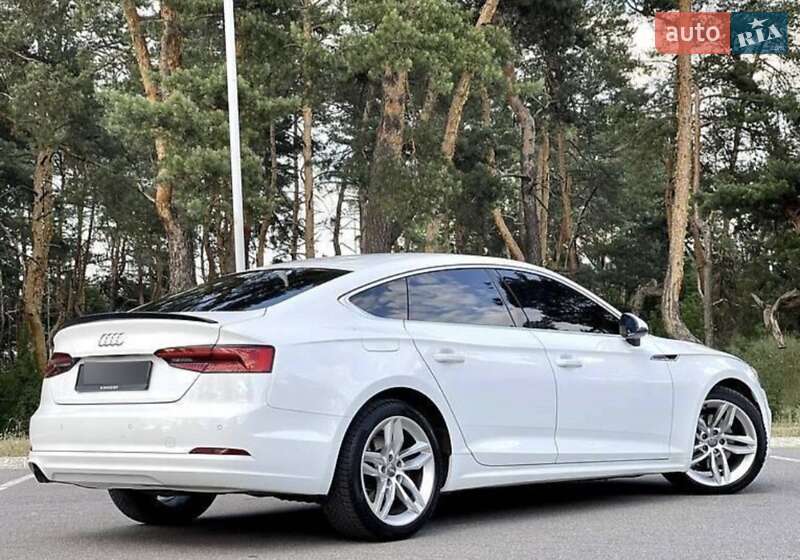 Купе Audi A5 2017 в Киеве