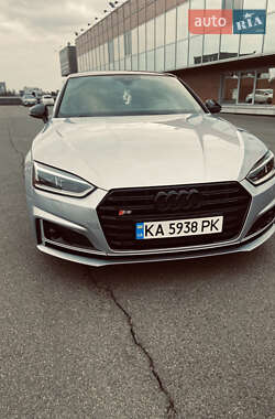 Купе Audi A5 2017 в 