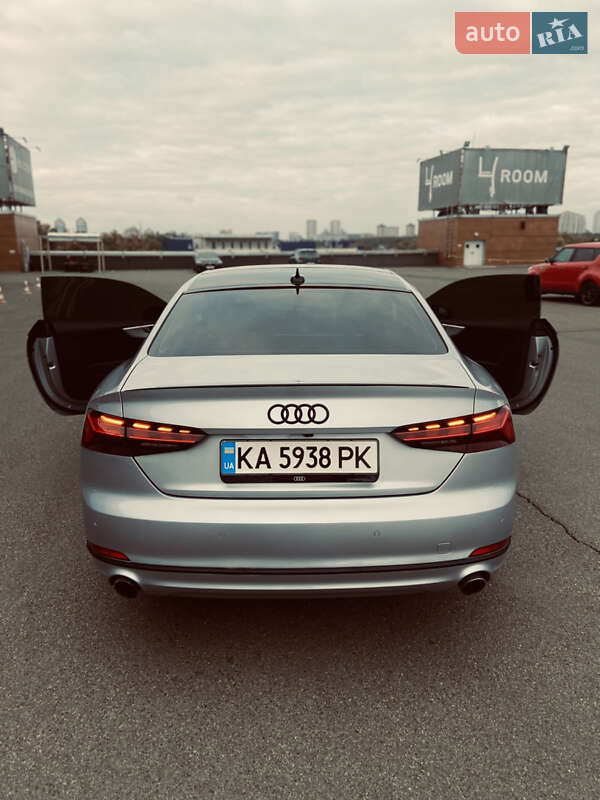 Купе Audi A5 2017 в Киеве