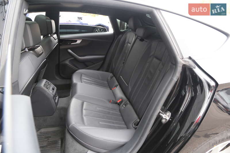 Купе Audi A5 2019 в Киеве фото 10 Купе Audi A5 2019 в Киеве