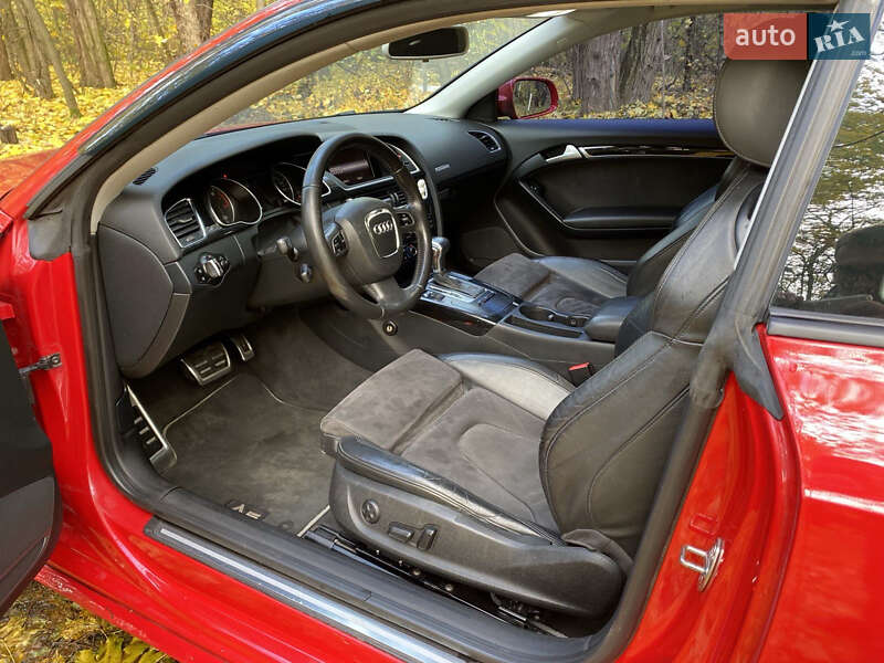 Купе Audi A5 2010 в Києві