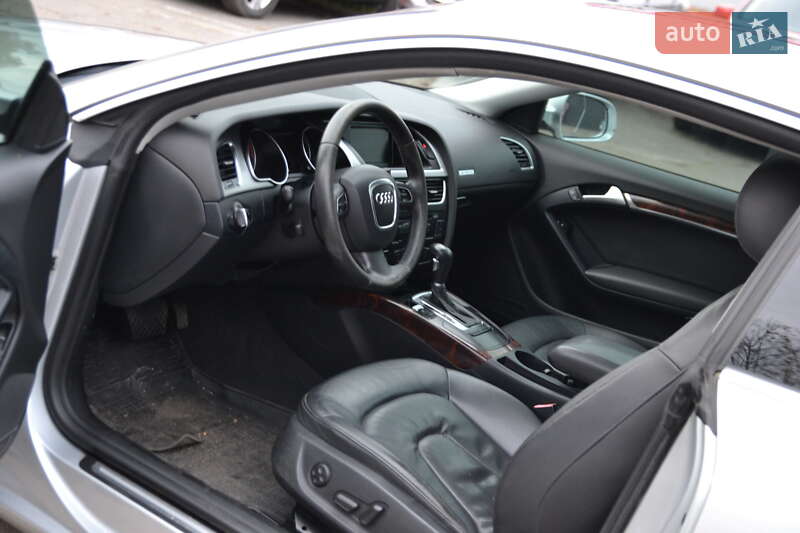 Купе Audi A5 2011 в Луцке