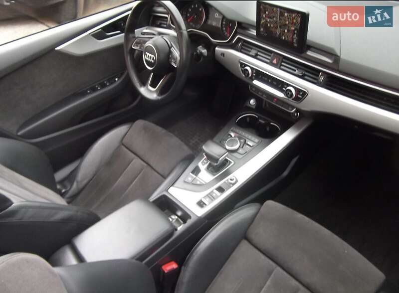 Кабріолет Audi A5 2017 в Львові