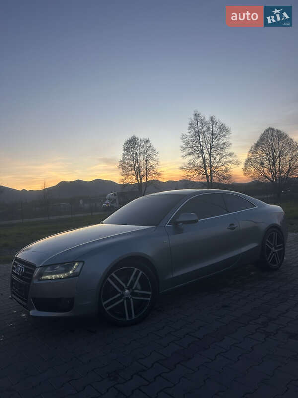 Купе Audi A5 2009 в Тячеві