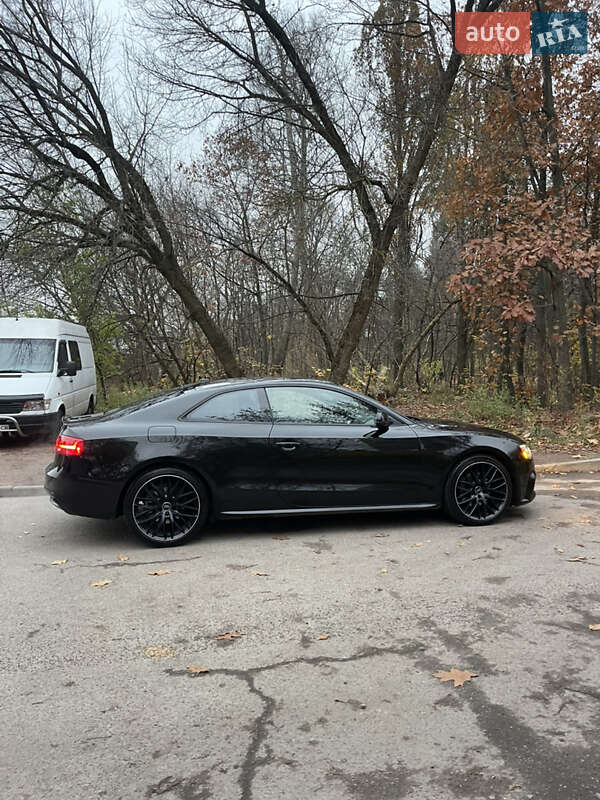 Купе Audi A5 2016 в Киеве