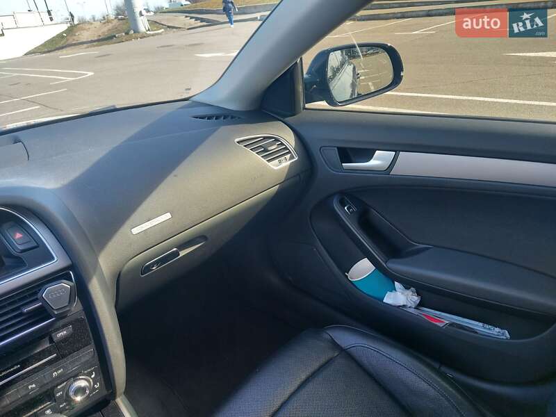 Купе Audi A5 2013 в Ужгороді