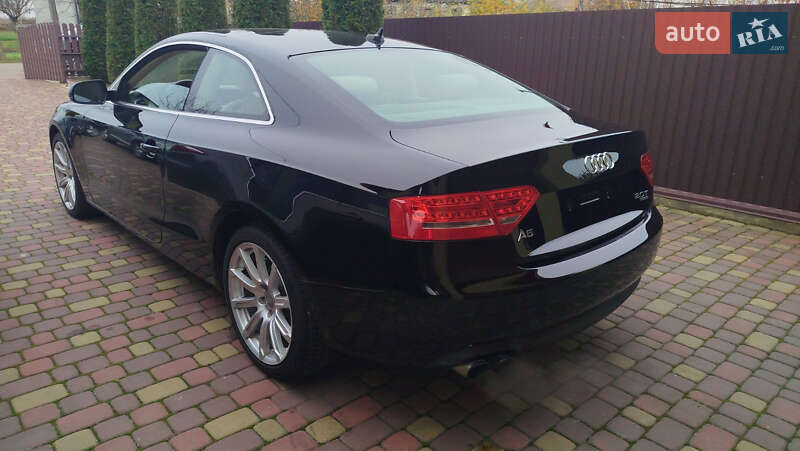 Купе Audi A5 2011 в Володимирі