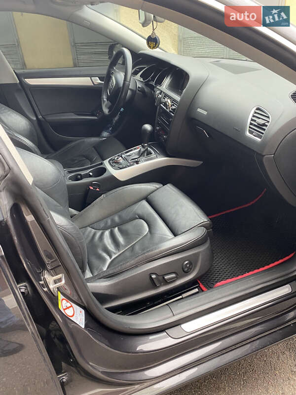 Купе Audi A5 2011 в Киеве