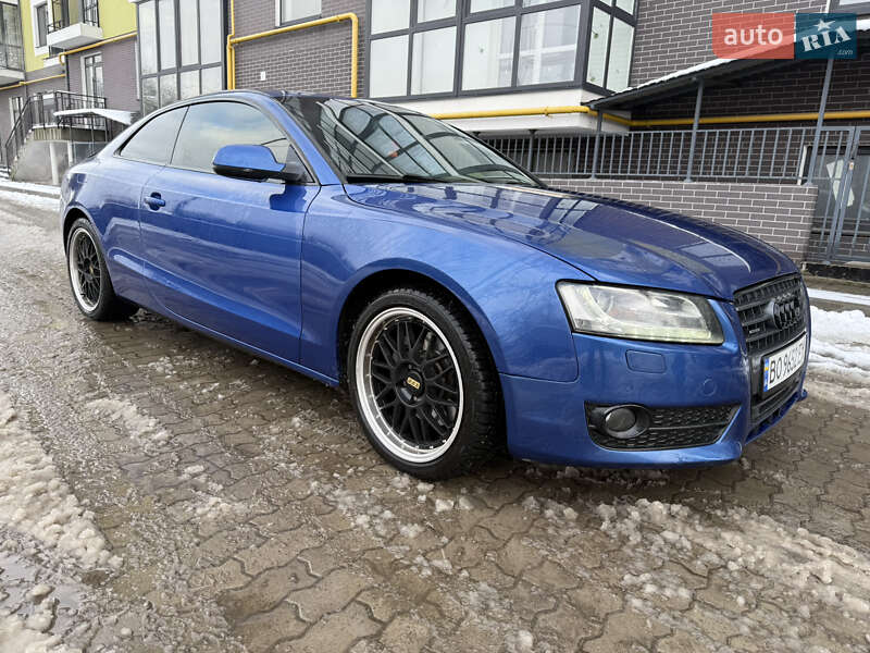 Купе Audi A5 2011 в Жовкве