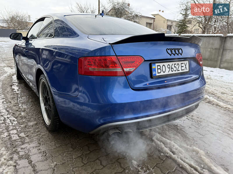 Купе Audi A5 2011 в Жовкве
