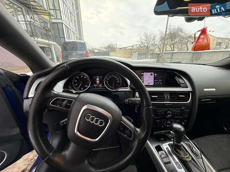 Купе Audi A5 2011 в Жовкве