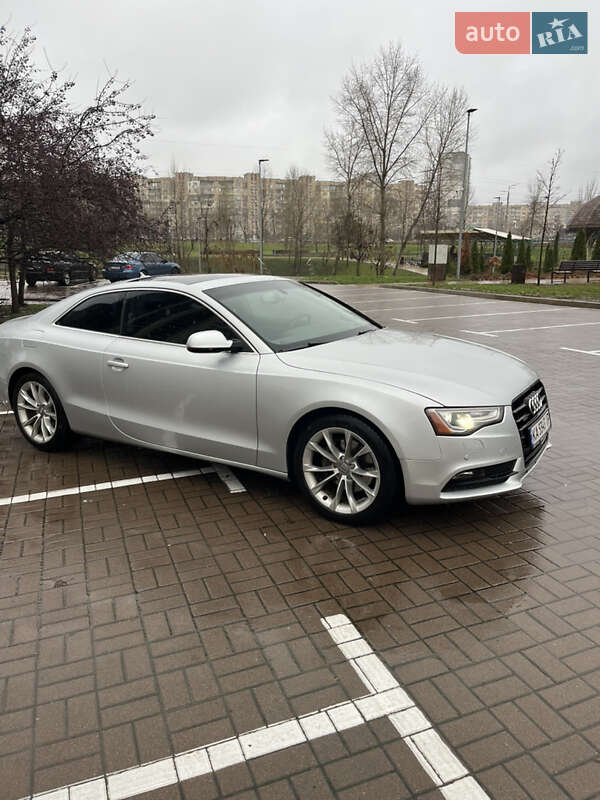 Купе Audi A5 2012 в Киеве
