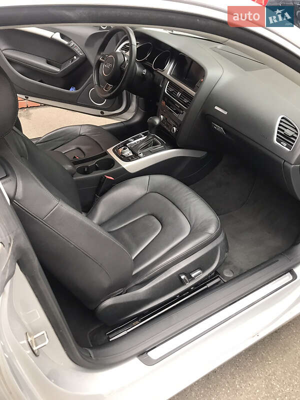 Купе Audi A5 2012 в Киеве