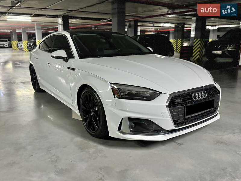 Лифтбек Audi A5 2021 в Киеве