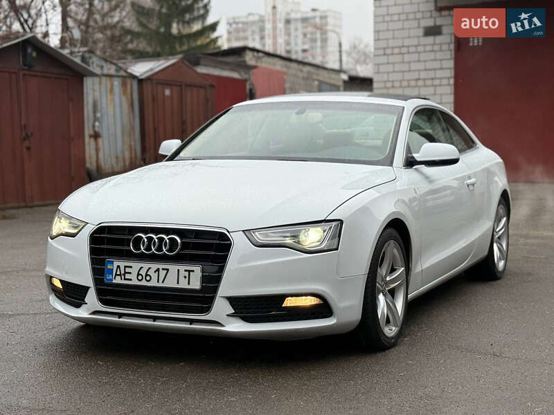 Купе Audi A5 2013 в Киеве