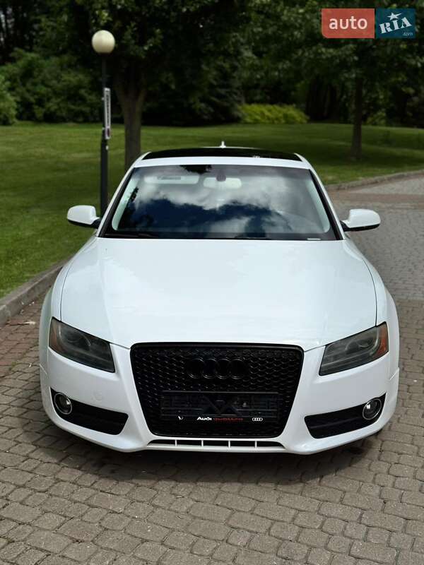 Купе Audi A5 2011 в Львові