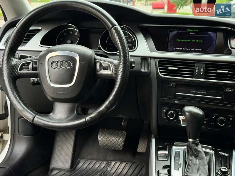 Купе Audi A5 2011 в Львові