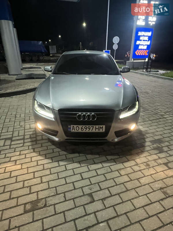 Купе Audi A5 2009 в Львові