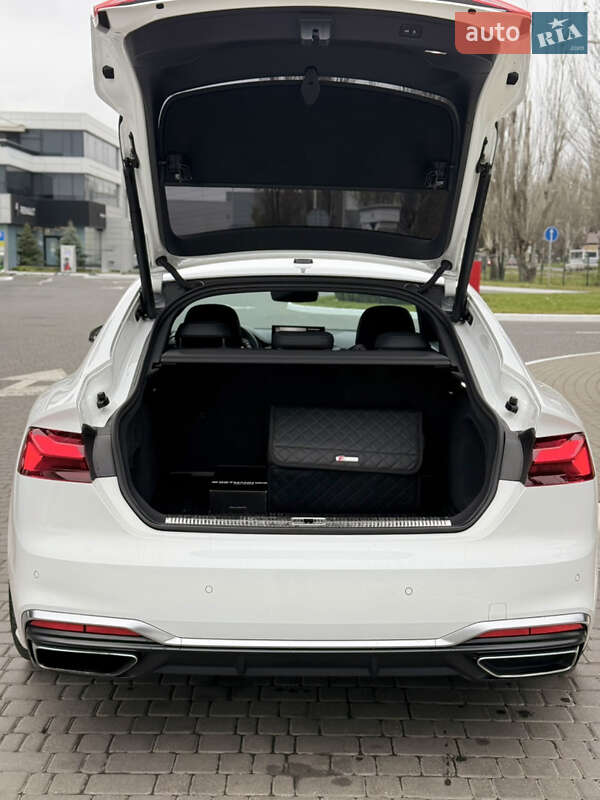 Лифтбек Audi A5 2023 в Одессе