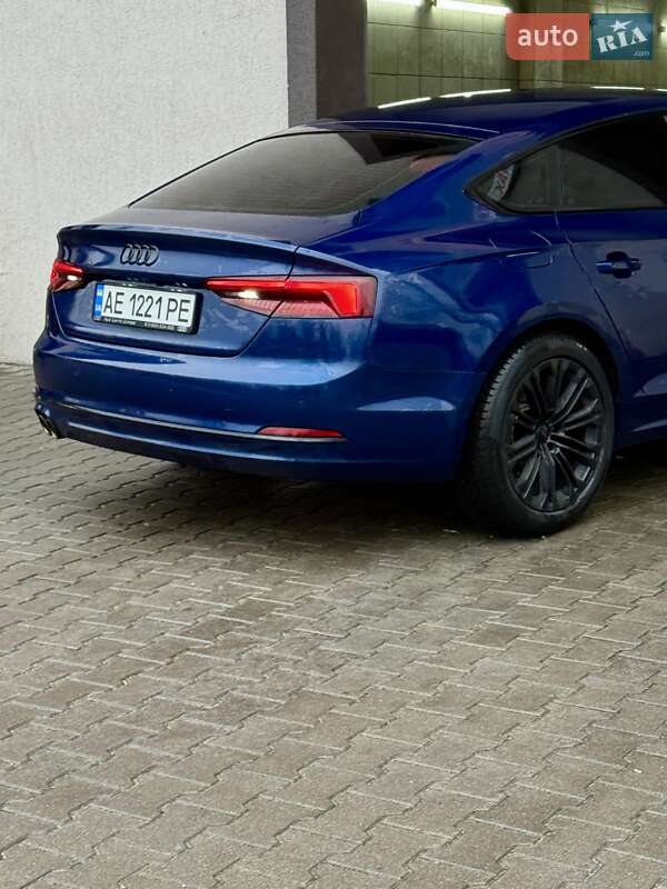 Купе Audi A5 2017 в Киеве фото 16 Купе Audi A5 2017 в Киеве