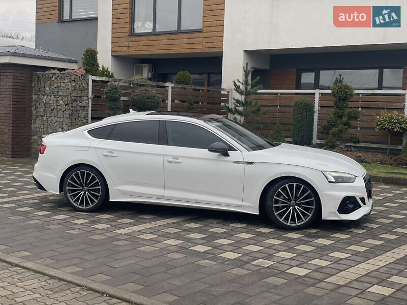 Лифтбек Audi A5 2020 в Стрые