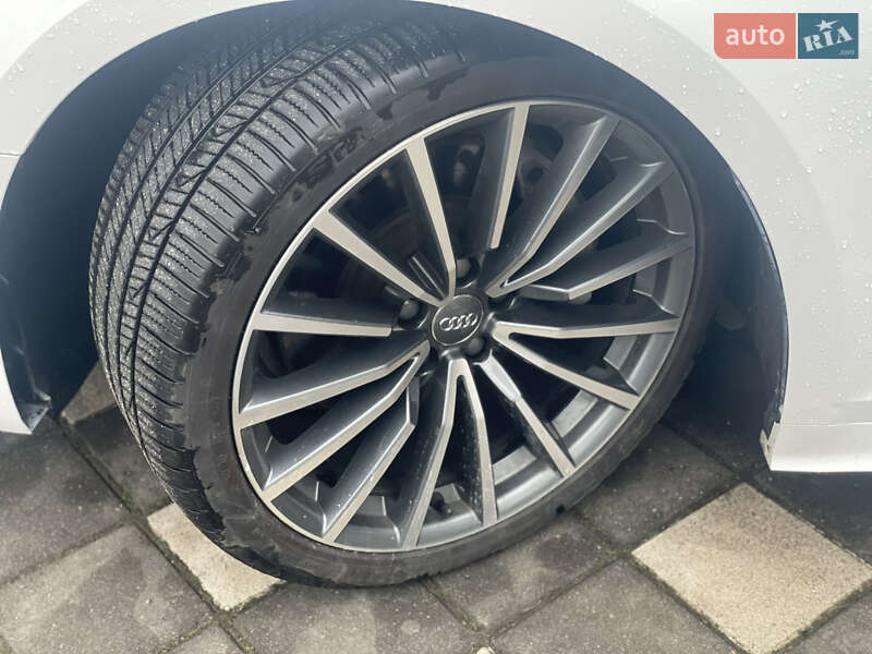 Лифтбек Audi A5 2020 в Стрые