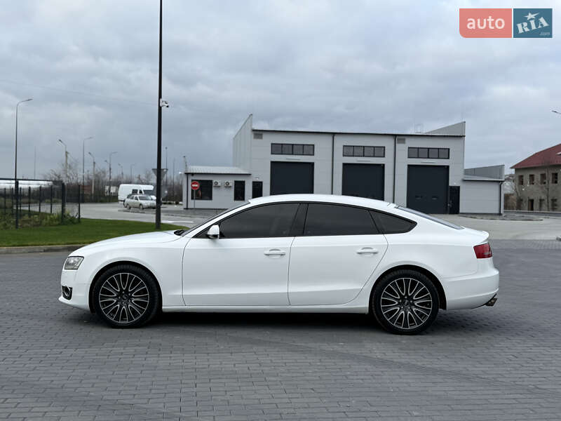 Купе Audi A5 2009 в Черновцах