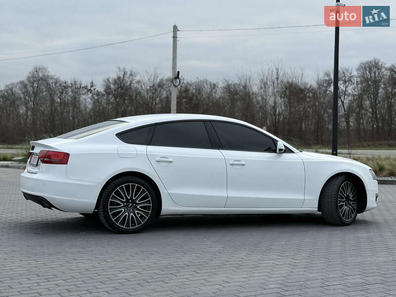 Купе Audi A5 2009 в Черновцах
