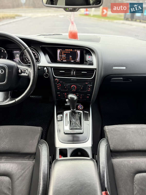 Купе Audi A5 2009 в Черновцах