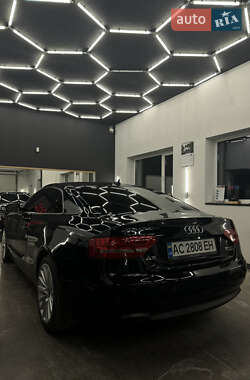 Купе Audi A5 2010 в Луцке