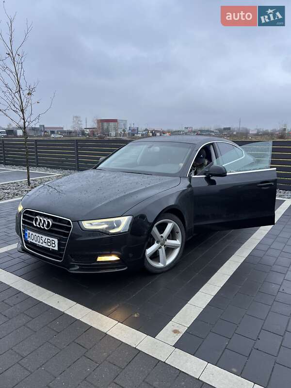 Купе Audi A5 2013 в Ужгороде