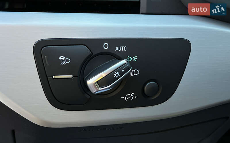 Лифтбек Audi A5 2023 в Львове