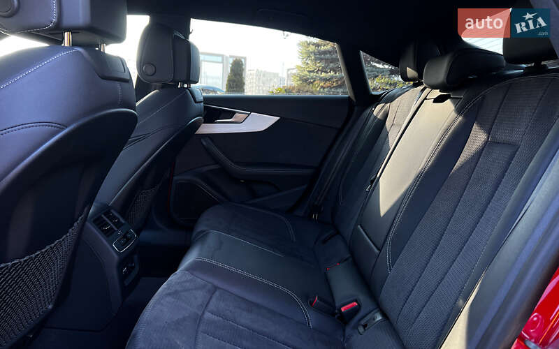 Лифтбек Audi A5 2023 в Львове