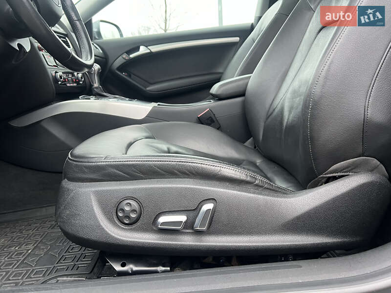 Купе Audi A5 2014 в Киеве