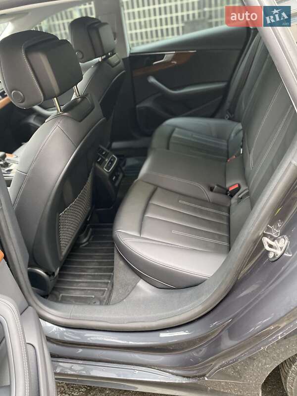 Лифтбек Audi A5 2022 в Киеве