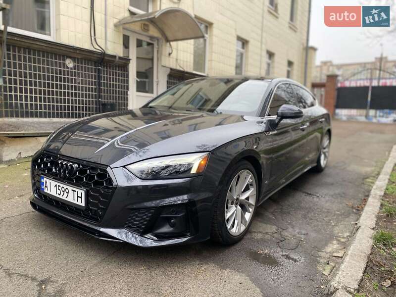 Лифтбек Audi A5 2022 в Киеве