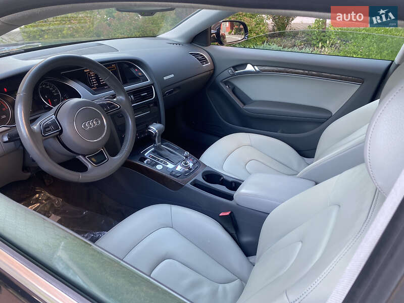 Купе Audi A5 2013 в Луцке