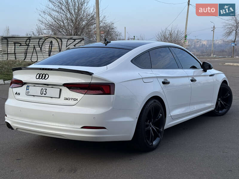 Купе Audi A5 2018 в Киеве