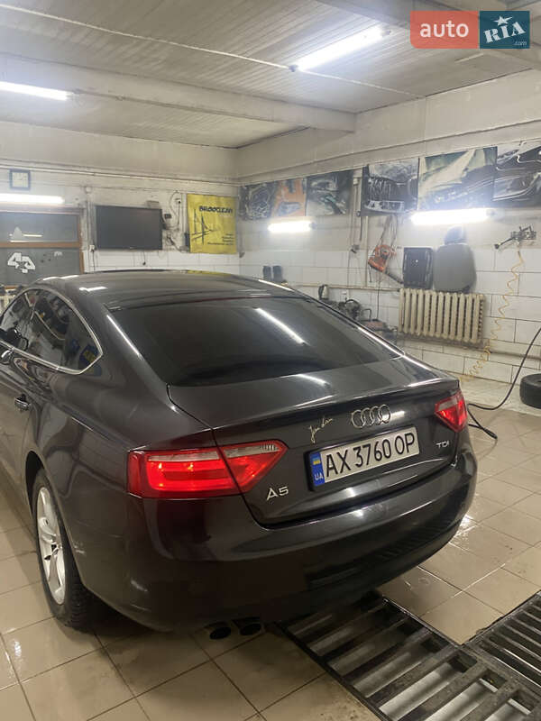 Купе Audi A5 2012 в Богодухіву