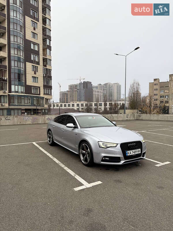 Купе Audi A5 2014 в Киеве