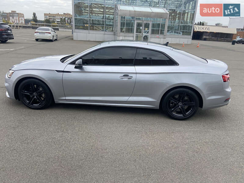 Купе Audi A5 2017 в Киеве фото 10 Купе Audi A5 2017 в Киеве