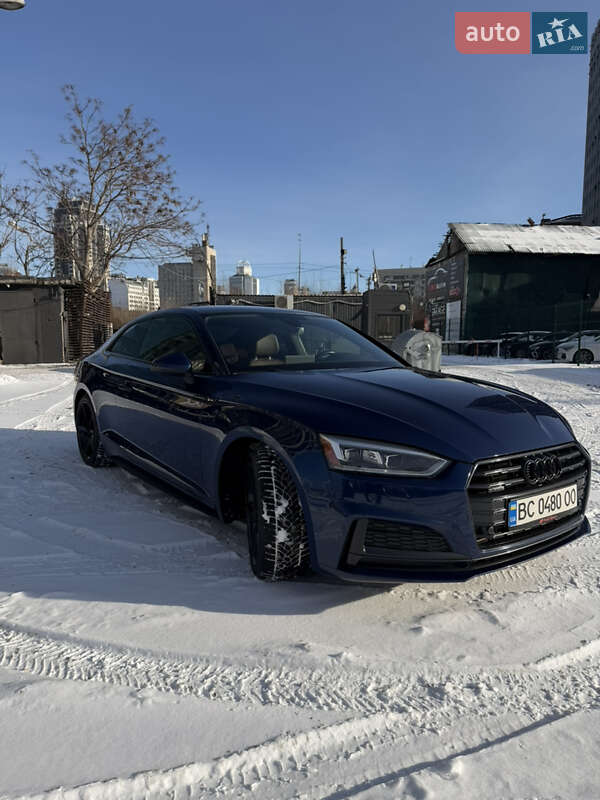 Купе Audi A5 2018 в Киеве