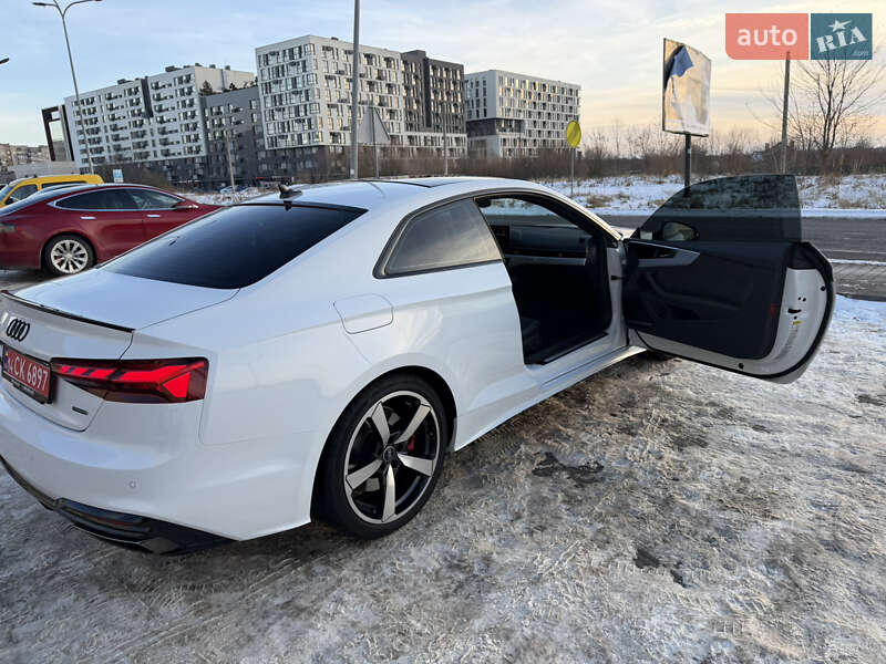 Купе Audi A5 2024 в Львові
