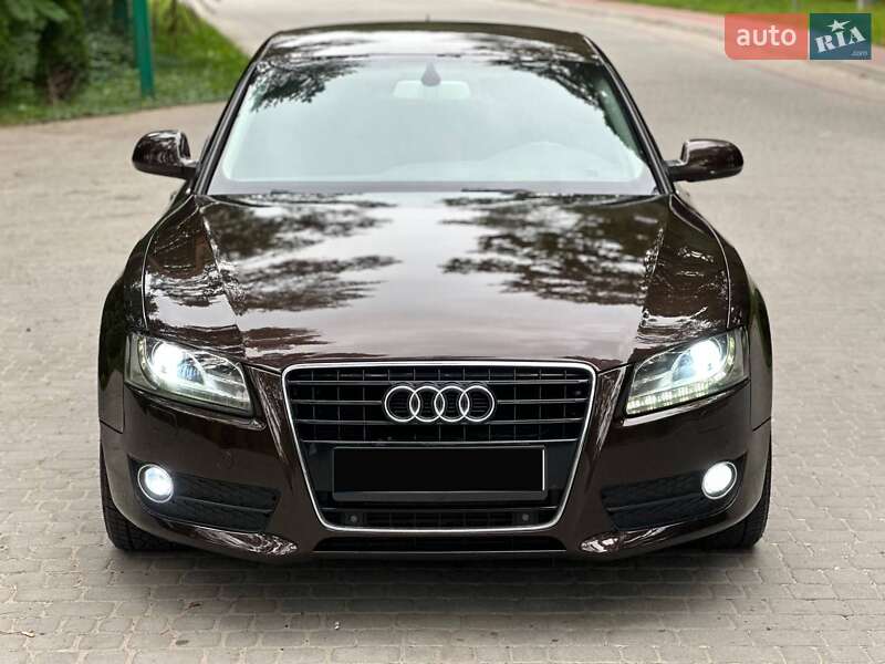 Купе Audi A5 2011 в Львове
