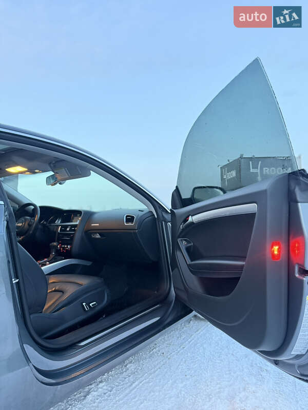 Купе Audi A5 2013 в Києві