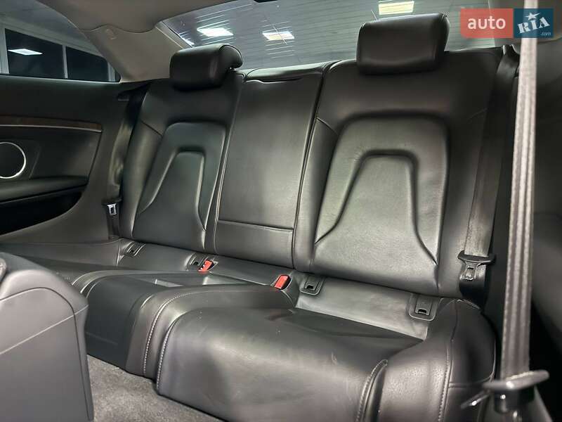 Купе Audi A5 2014 в Киеве