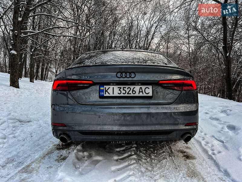 Купе Audi A5 2017 в Киеве