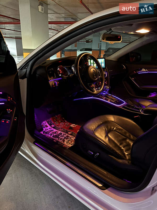 Купе Audi A5 2012 в Львове