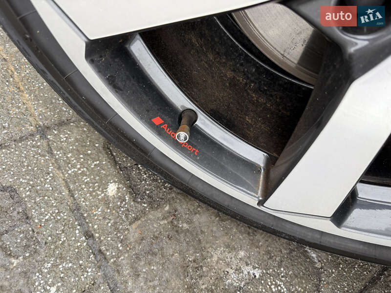 Лифтбек Audi A5 2023 в Киеве